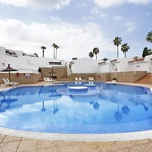 Child-friendly, 3-bedroom With Garden Near The Aqualand Costa Adeje (Tenerife)